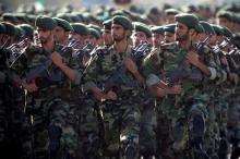 Members of Iran's Revolutionary Guards march during a military parade to commemorate the 1980-88 Iran-Iraq war in Tehran, September 22, 2007. PHOTO BY REUTERS/Morteza Nikoubazl