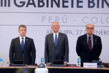 Colombian president Juan Manuel Santos (L), his counterpart Peruvian President Pedro Pablo Kuczynski (C) and Peru's Foreign Affairs Minister Ricardo Luna (R) attend the third Binational Cabinet in Arequipa, Peru, January 27, 2017. PHOTO BY REUTERS/Luis Guillen /Courtesy of Peruvian Presidency