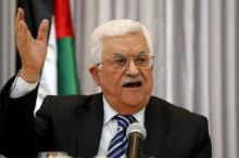 Palestinian President Mahmoud Abbas gestures as he delivers a speech in the West Bank city of Bethlehem, January 6, 2016. PHOTO BY REUTERS/Ammar Awad