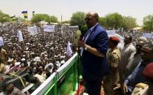 Sudanese President Omar Hassan al-Bashir addresses the crowd during a campaign rally in East Darfur, April 5, 2016. PHOTO BY REUTERS/Mohamed Nureldin Abdallah