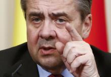 German Foreign Minister Sigmar Gabriel attends a news conference after a meeting with his Russian counterpart Sergei Lavrov in Moscow, Russia, March 9, 2017. PHOTO BY REUTERS/Sergei Karpukhin
