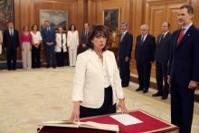 Spain's new Justice Minister Dolores Delgado takes oath during a swearing-in ceremony at the Zarzuela Palace outside Madrid, Spain, June 7, 2018. PHOTO BY REUTERS/J.J. Guillen